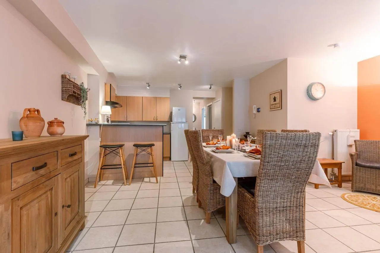 Cosy Apartment With 2 Terraces Right At The Beach Ostend